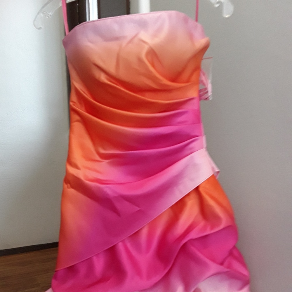 JUMP APPAREL SIZE 1/2 ORANGE-PINK MINI DRESS.